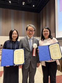 Professor Jojo Kwok and Professor Yi-nam Suen, both of whom were awarded the Best Presentation Award at the 122nd Annual Meeting of the Japanese Society of Psychiatry and Neurology on June 20, 2026. (2026) 